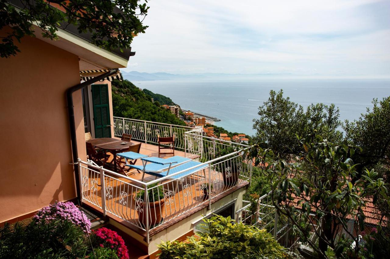 Villa Gio - Terrazza Nel Blu Bergeggi Dış mekan fotoğraf