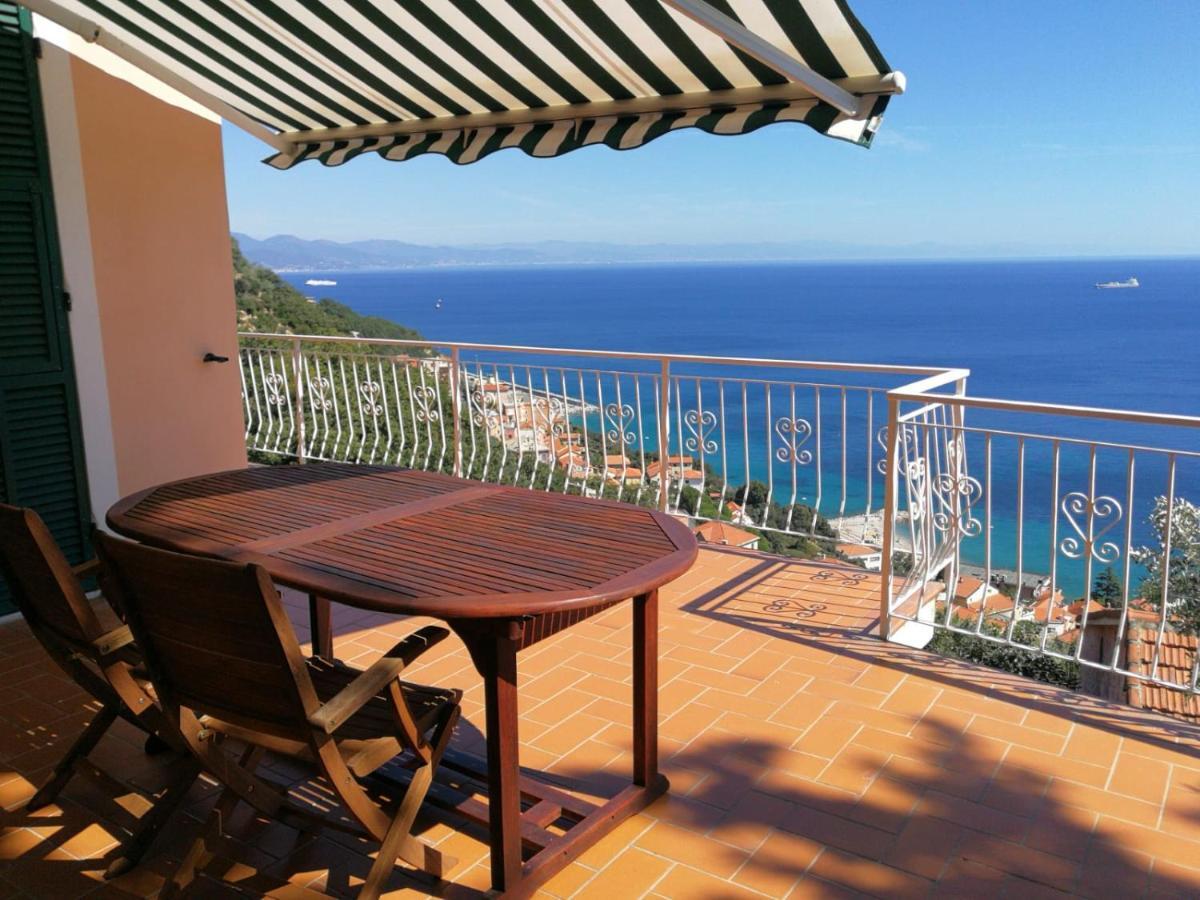 Villa Gio - Terrazza Nel Blu Bergeggi Dış mekan fotoğraf