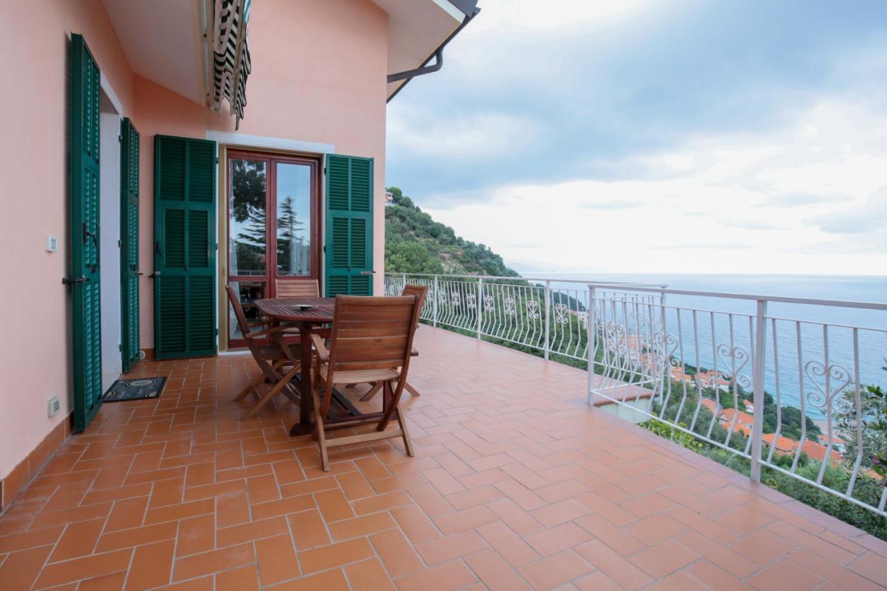 Villa Gio - Terrazza Nel Blu Bergeggi Dış mekan fotoğraf
