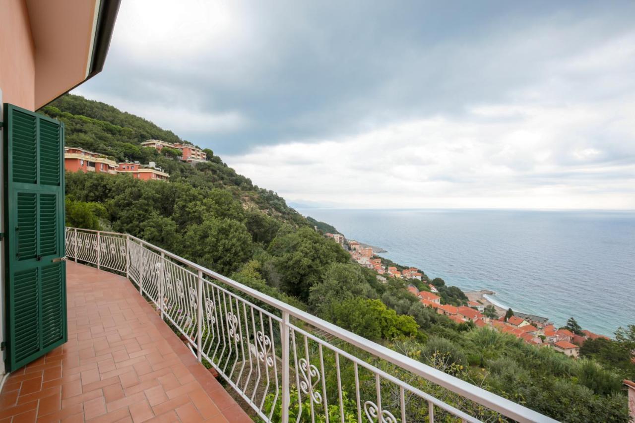 Villa Gio - Terrazza Nel Blu Bergeggi Dış mekan fotoğraf